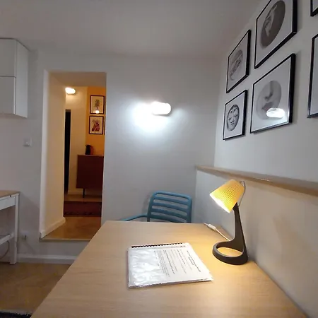 Apartment Art & Design *